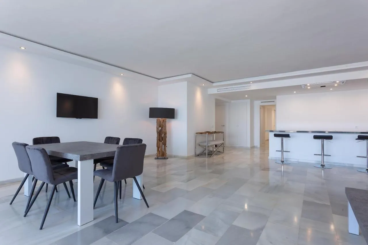 Aparthotel B51 Executive Flats Marbella