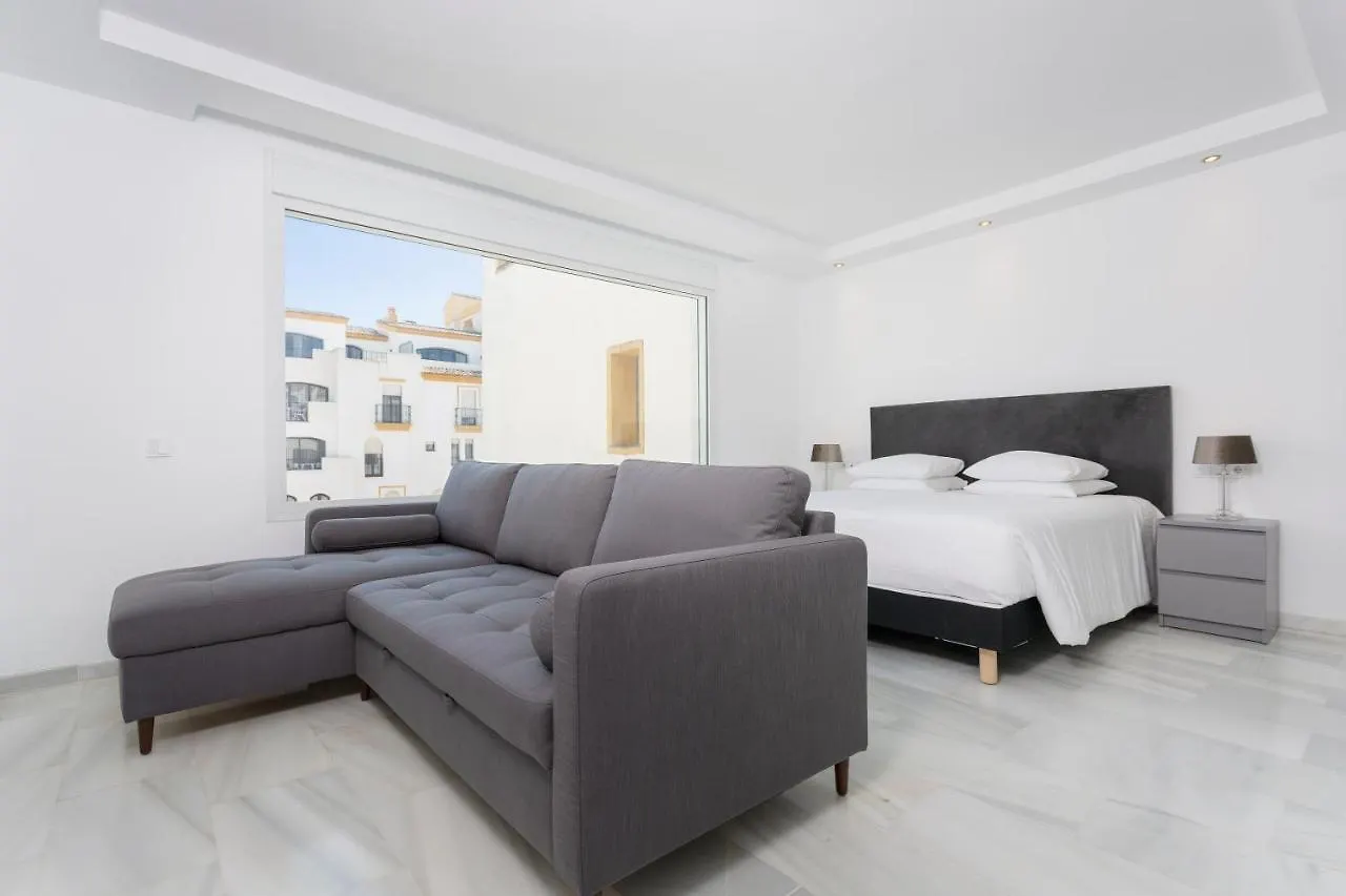 Aparthotel B51 Executive Flats Marbella 0*,